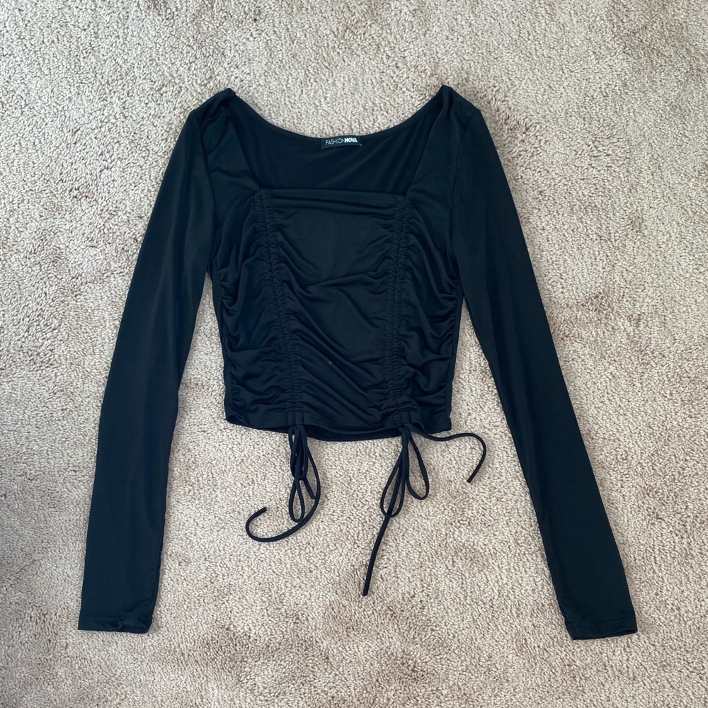 Fashion Nova Black Long Sleeve Crop Top